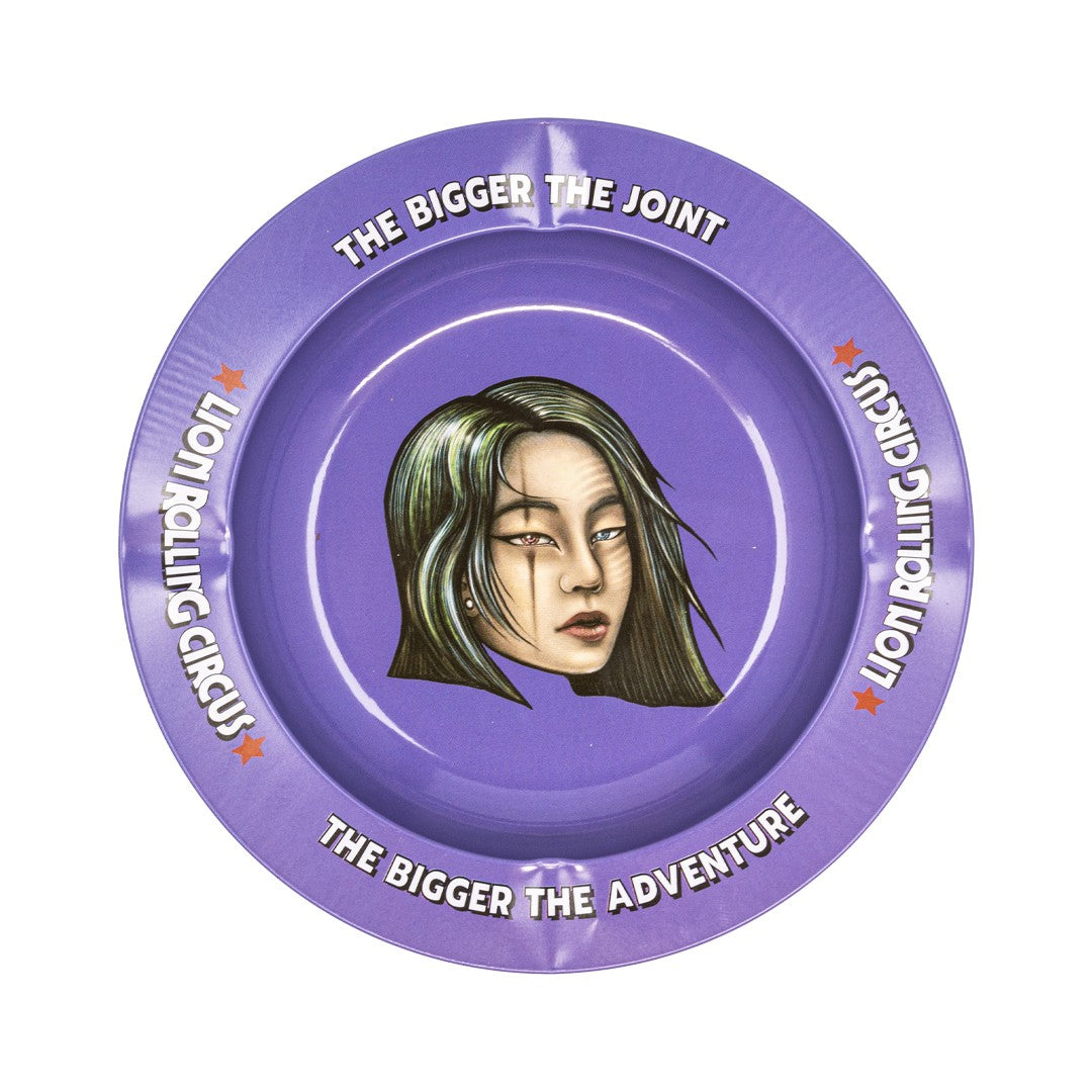 LION ROLLING CIRCUS GOODIES ASHTRAY GIRL SCARFACE