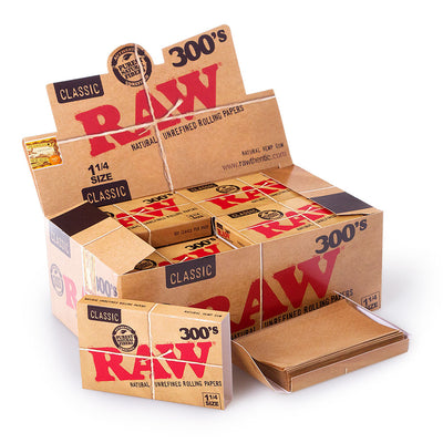 RAW CLASSIC 1 1/4 SIZE 300'S 20 PACKS/BOX 300 LEAVES/PACK 79870