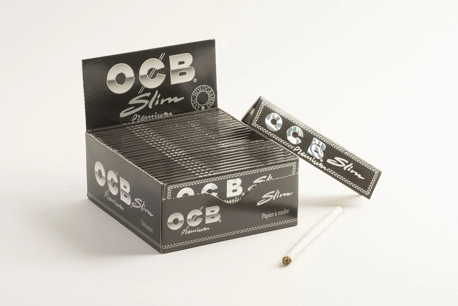 OCB BLACK PREMIUM ULTRA THIN PAPER SLIM SIZE 24/PK 01154