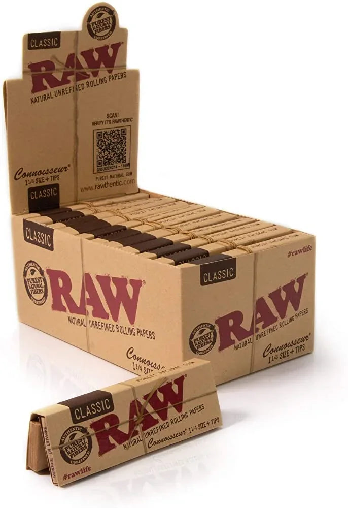 RAW CLASSIC CONNOISSEUR 1 1/4 SIZE + TIPS 76114  24 PACKS PER BOX  50 LEAVES PER PACK  50 TIPS PER PACK